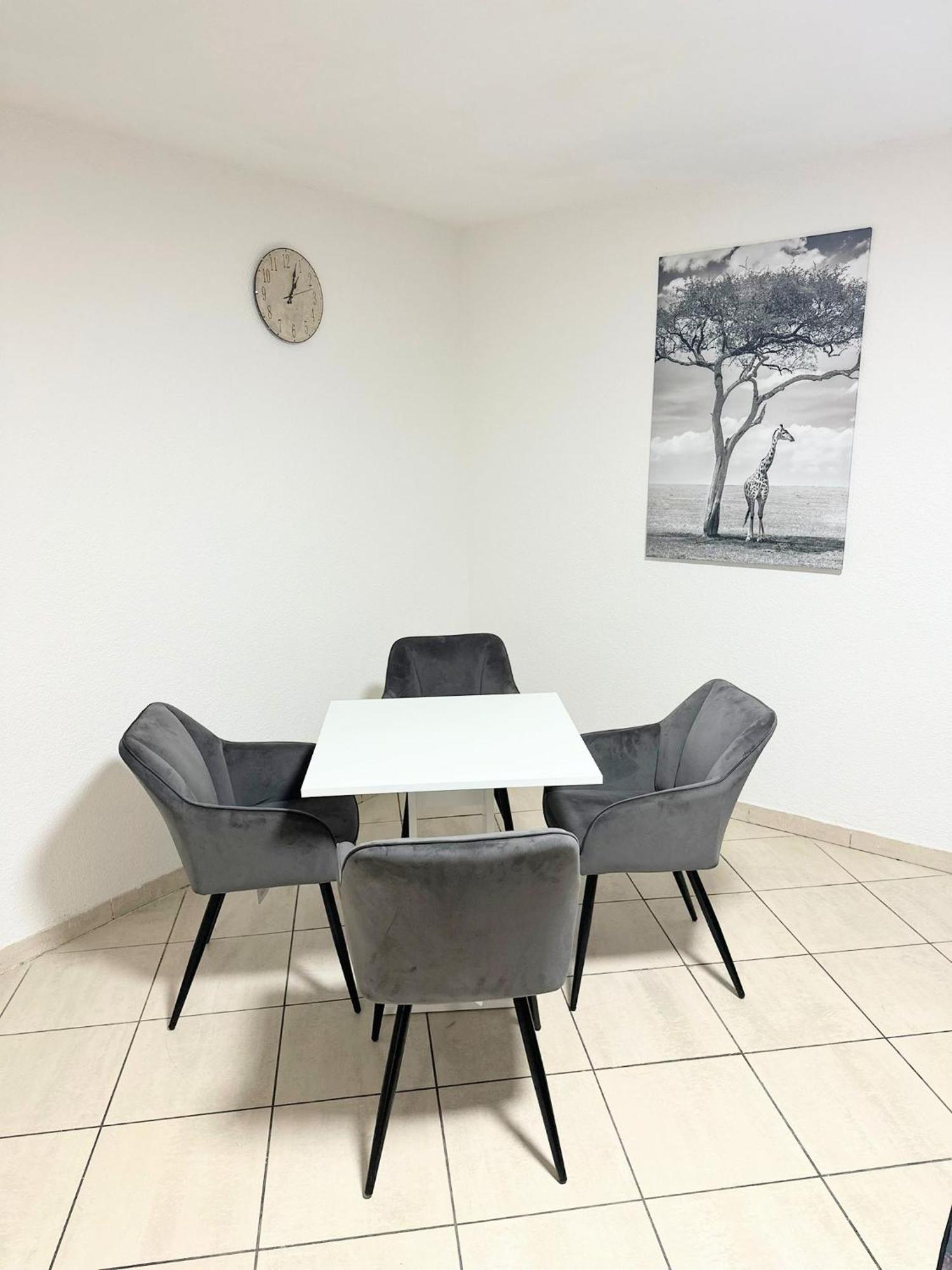 Fmi 9 Accommodation Raunheim Kamer foto